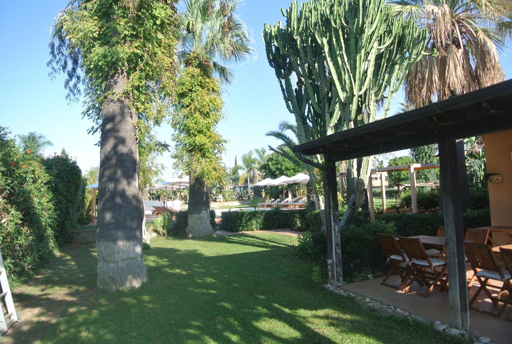 Villa Carlotta Resort San Leone Exterior foto